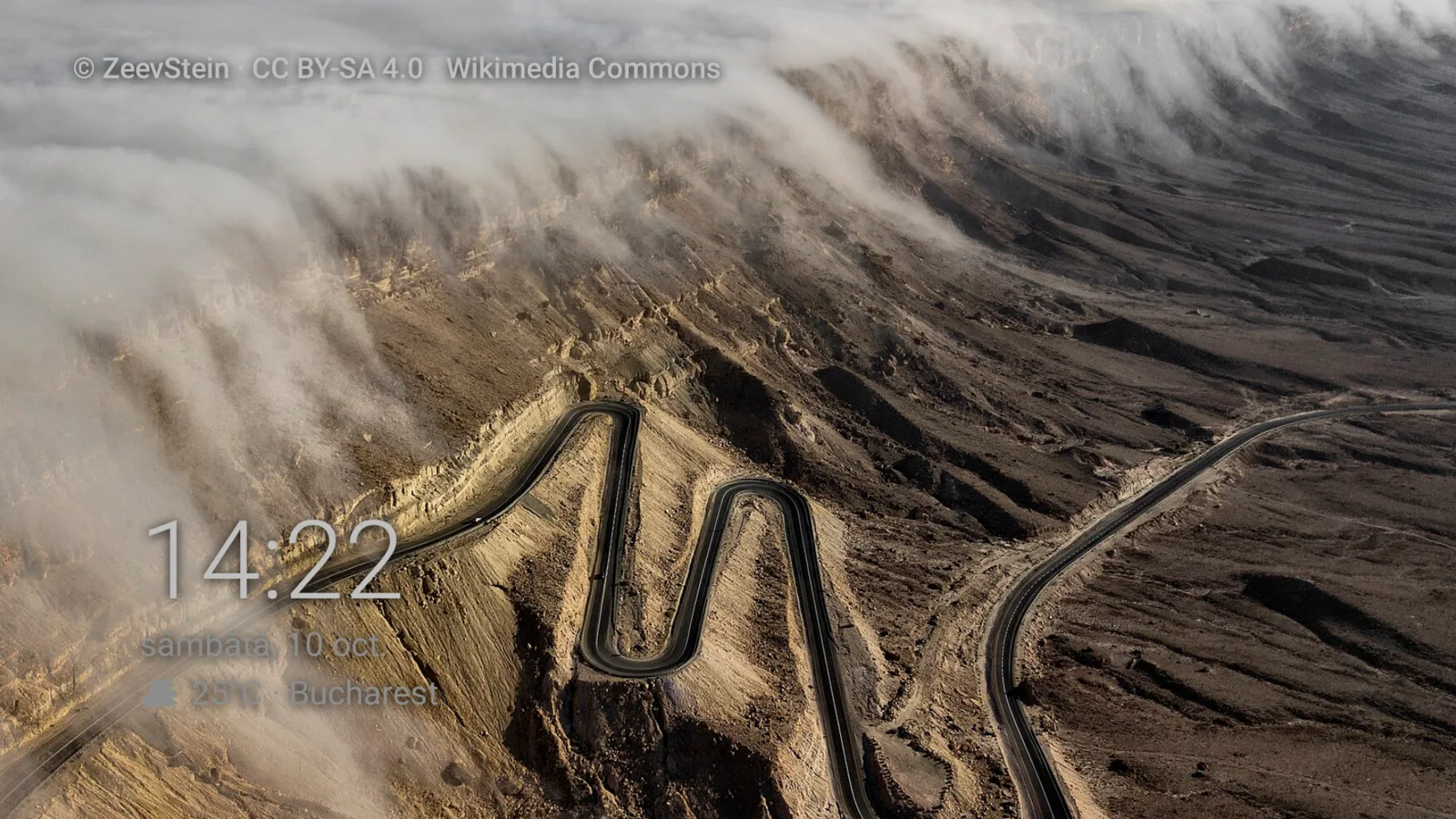 Screensaver: When the TV rests, it still looks good.